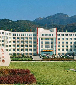 Taishan University学校图片