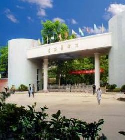 National School Of medicine Guiyang Medical University magic学校图片